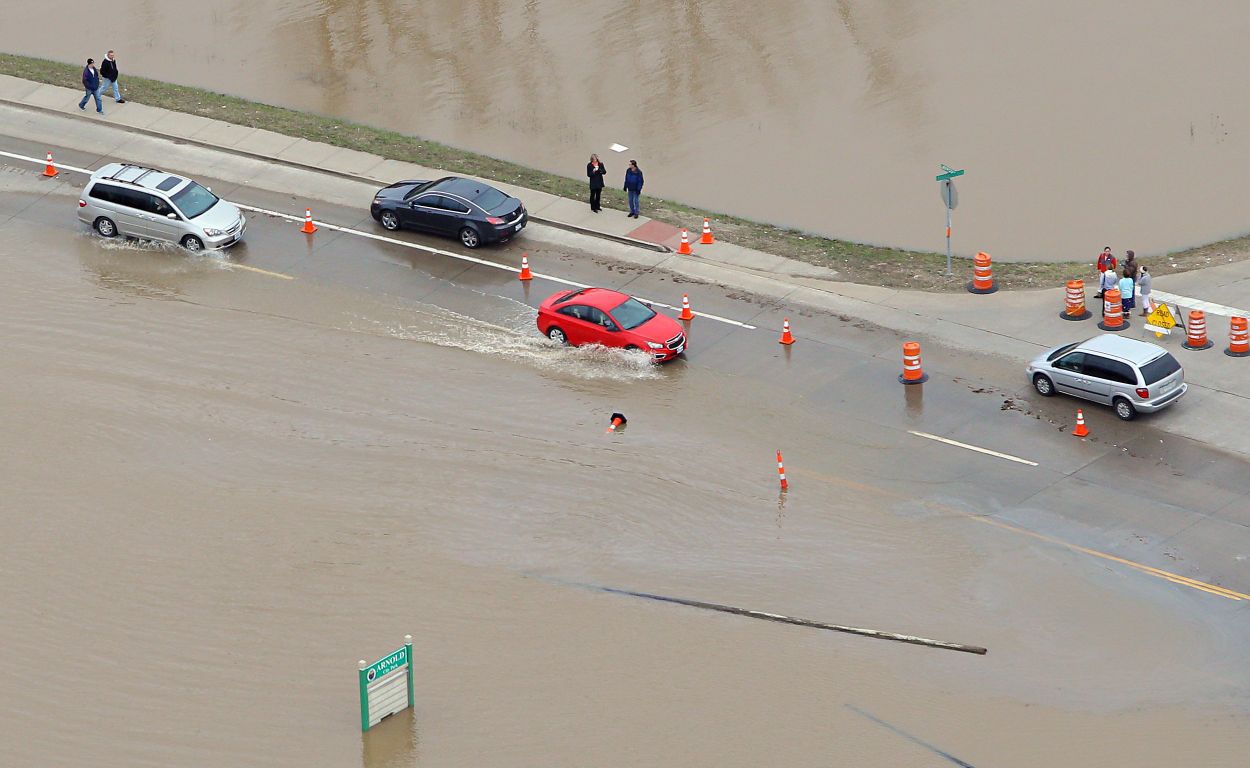 Historic flooding on the Meramec River flood Arnold